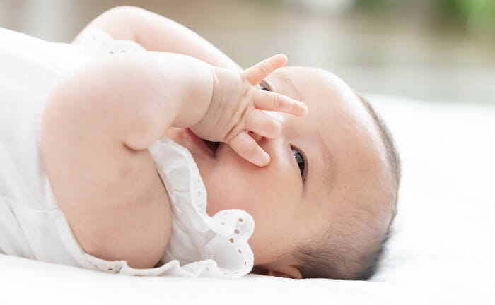 助産師監修 新生児の母乳の飲み過ぎ 症状や原因は 過飲症候群のサインと対処法 公式 母乳育児向け専門ハーブティー アロマ マッサージオイル Amoma Natural Care通販サイト